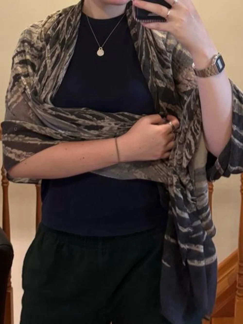 Steve Madden gray & black abstract patterned scarf